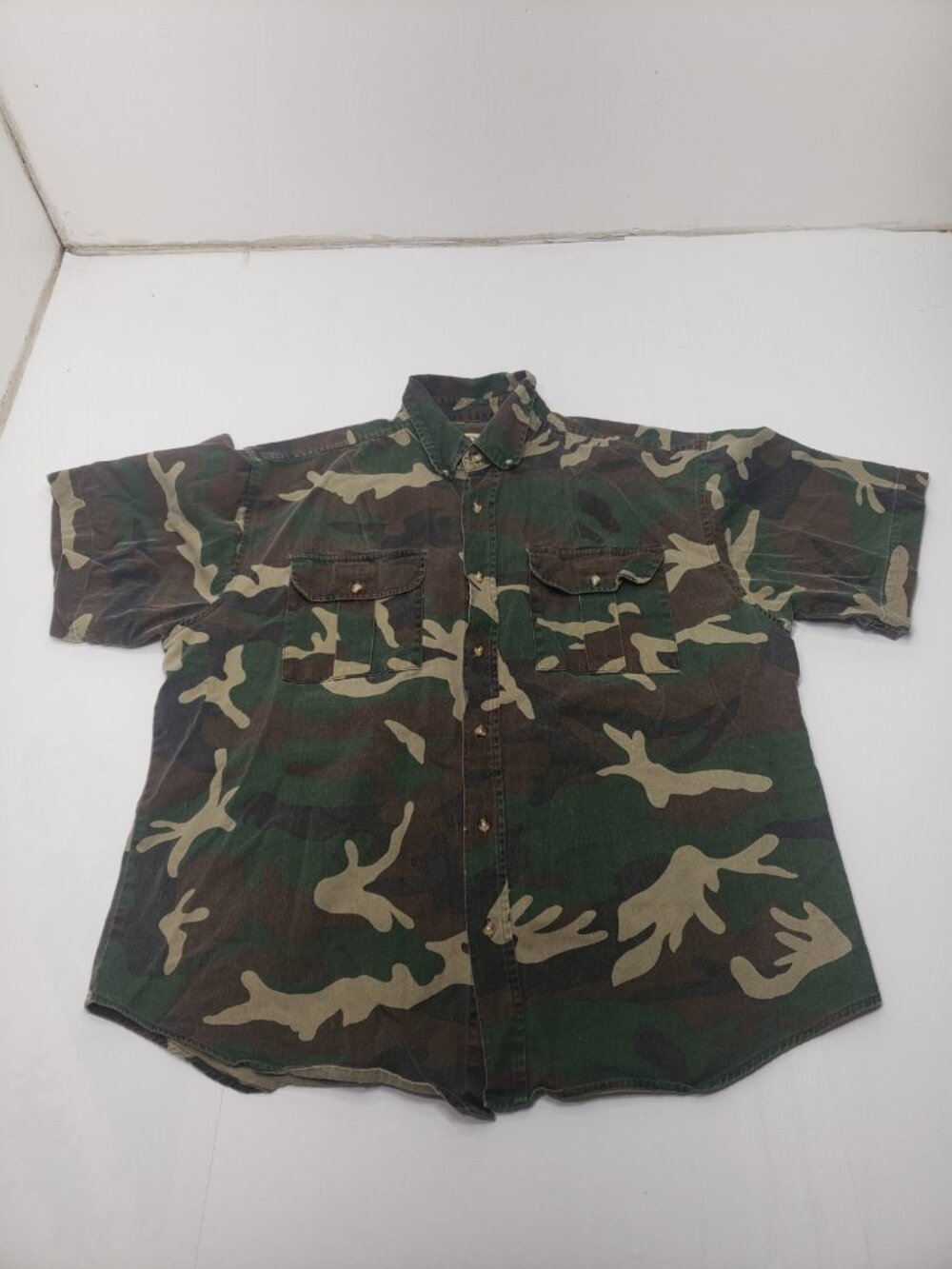 Vintage Game Winner Sportswear Shirt 100% Cotton Camo Hunting Field XL